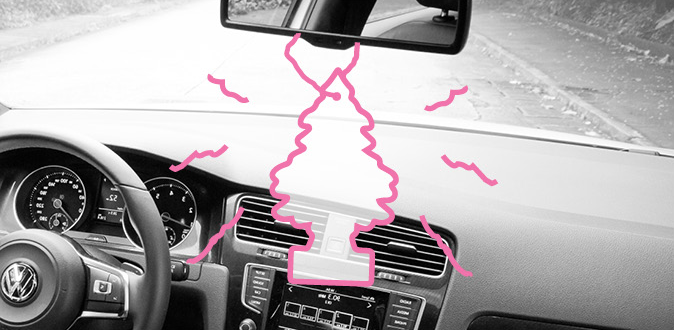 Zo ruikt een stinkende auto weer fris Zo ruikt een stinkende auto weer fris